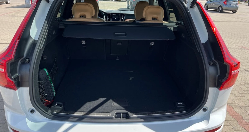 Volvo XC 60 cena 273900 przebieg: 11600, rok produkcji 2023 z Czerwieńsk małe 232